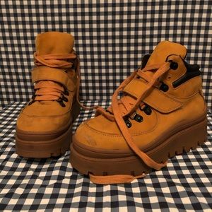 Jeffrey Campbell Platform Clogs Size 9 Mustard